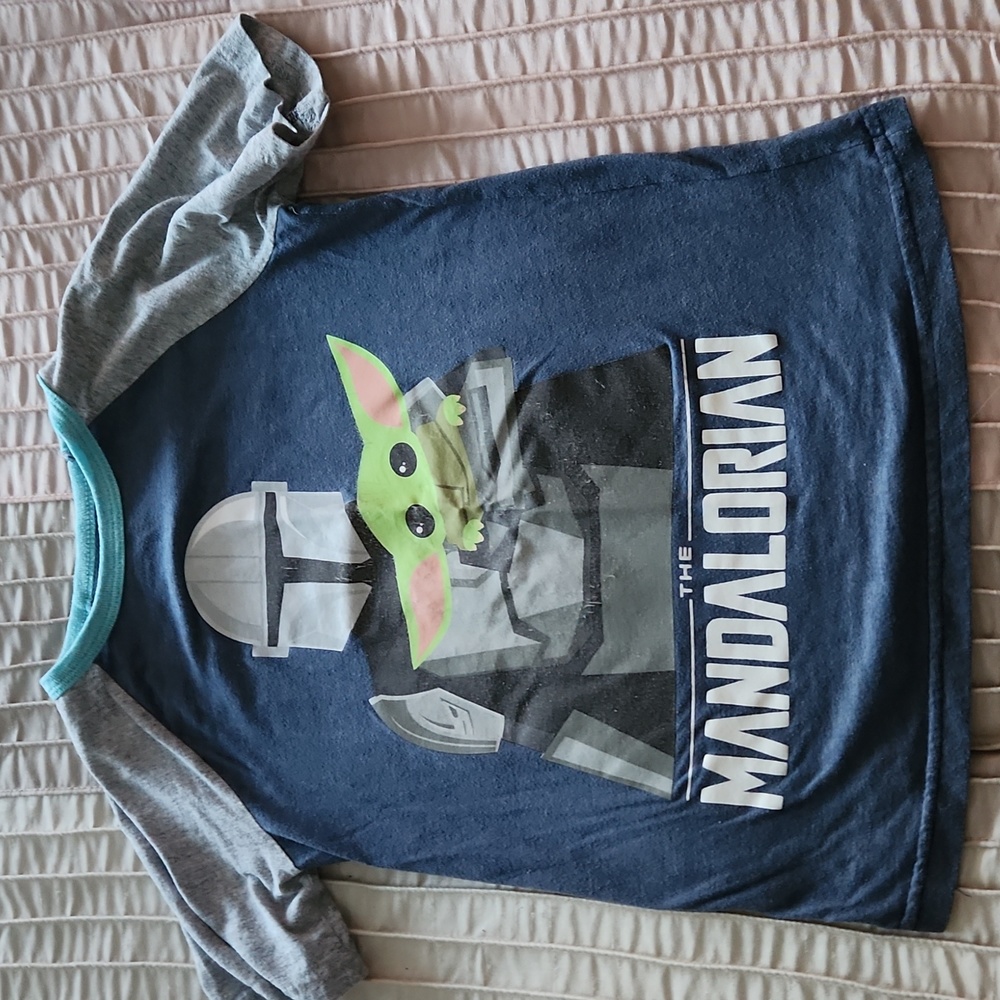 LAST CHANCE BEFORE DONATION! Boys  Mandalorian Tshirt